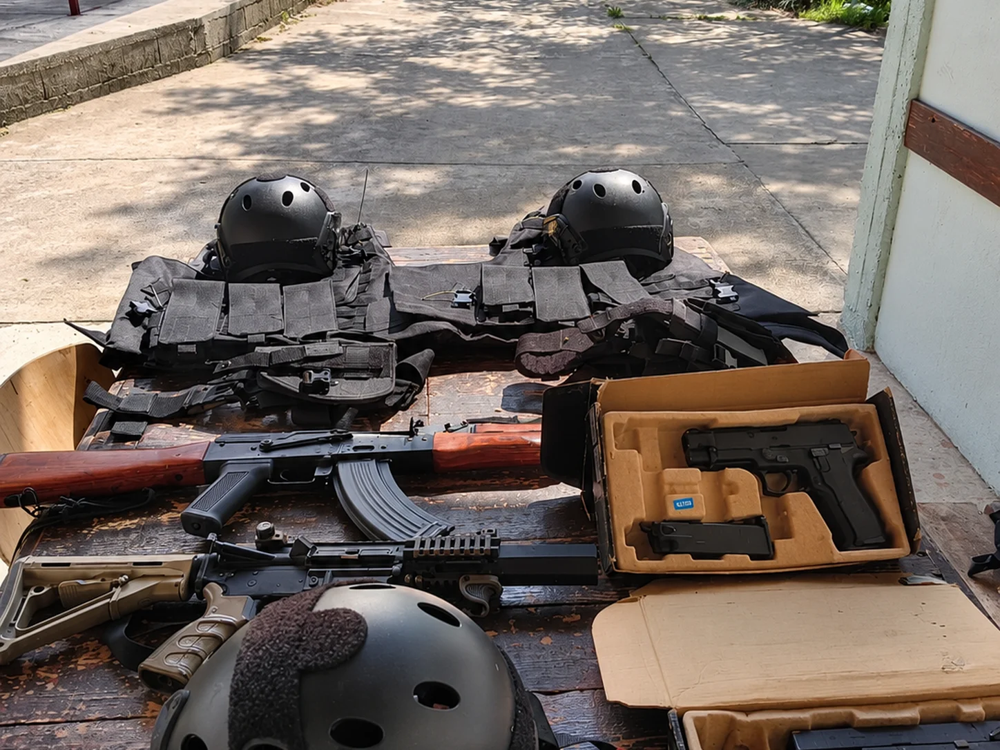 COMBINED FIREARMS, photograph 5